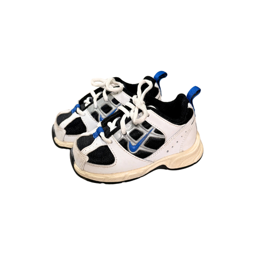 Vintage Nike Toddler Sneakers – AU 3.5