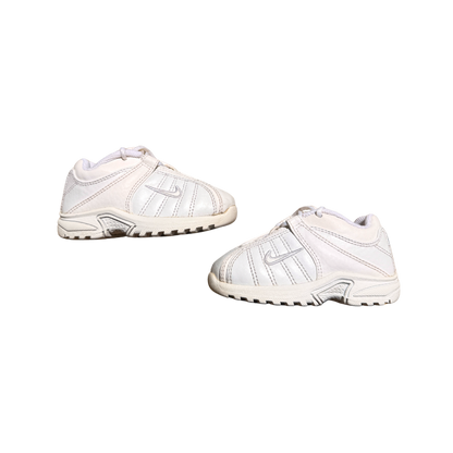 Vintage Nike White Toddler Sneakers | US 5.5C