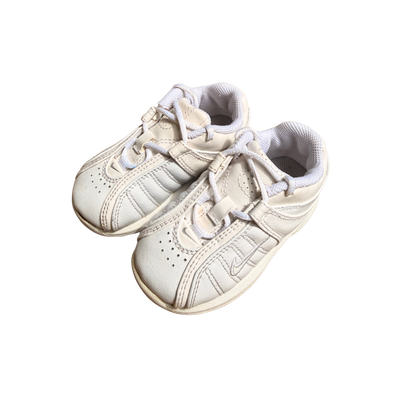 Vintage Nike White Toddler Sneakers | US 5.5C