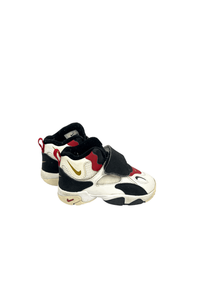 Nike Vintage Kids Shoes – Size US 8C