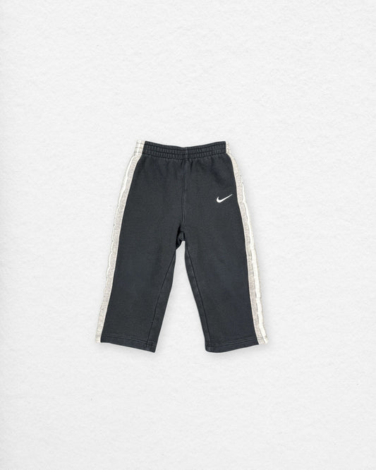 Vintage Nike Track Pants – 24M