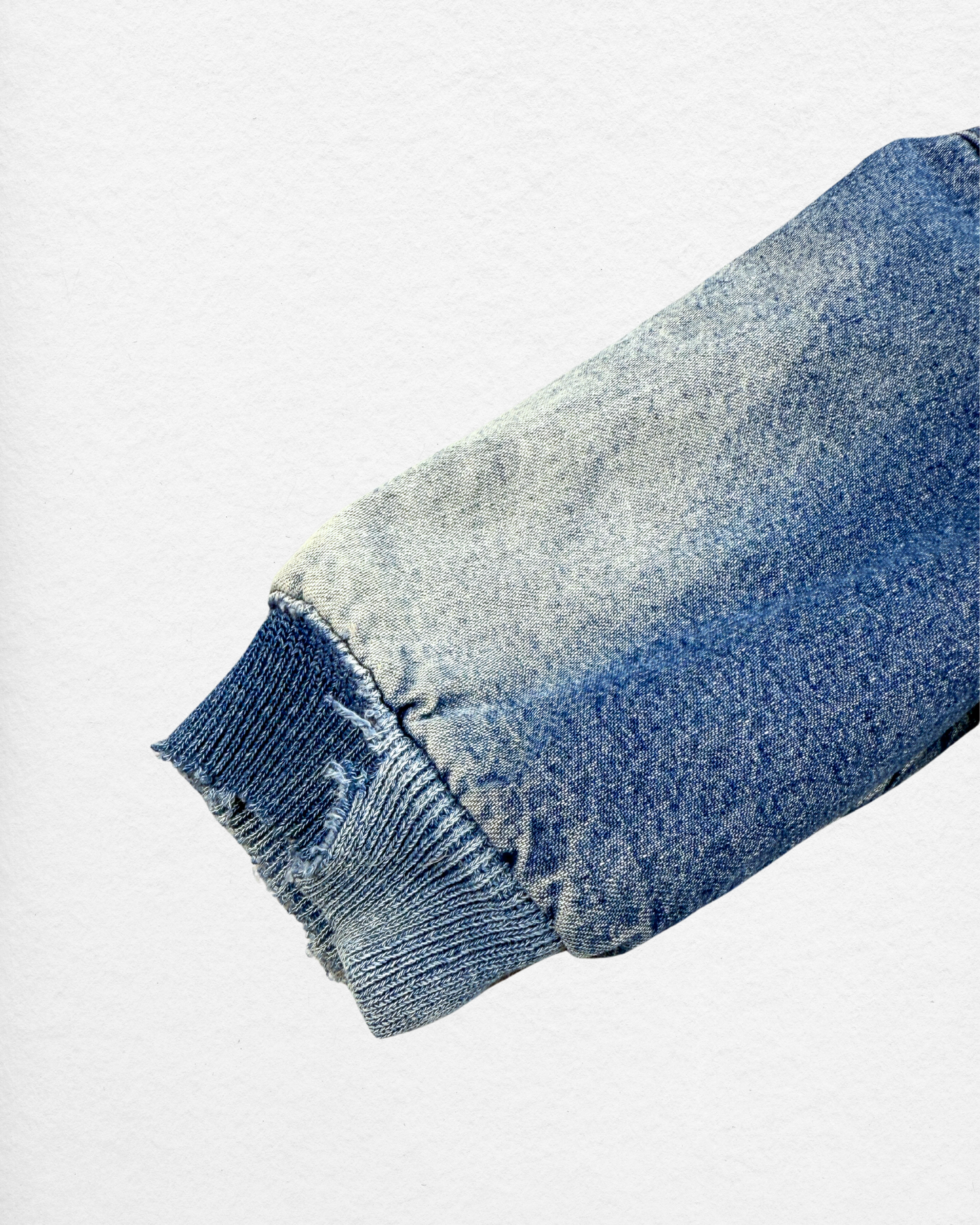 Vintage Carhartt Denim Jacket – 2T