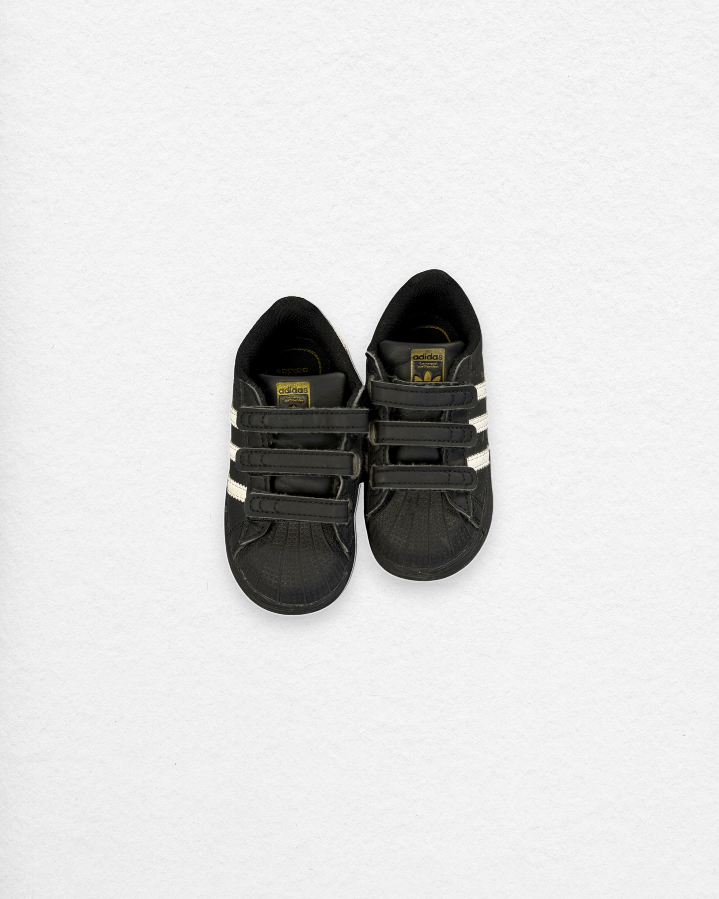 Adidas Superstar – 2.5 to 3Y