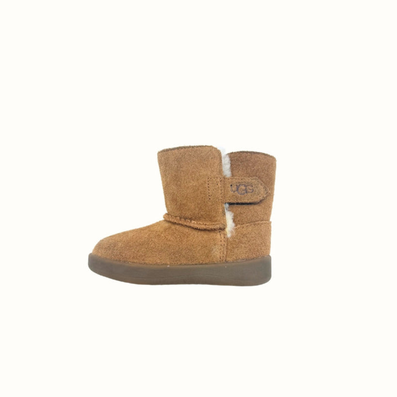 UGG Classic Boots – UK 4 / 12-18M