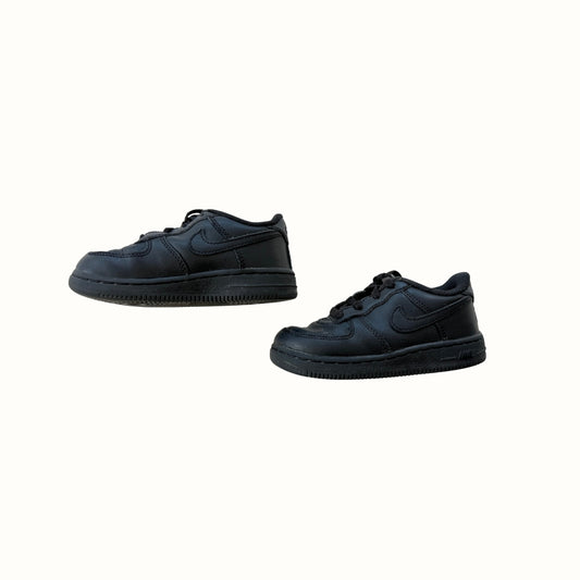 Nike Air Force 1 Black – 8C (2-3Y)